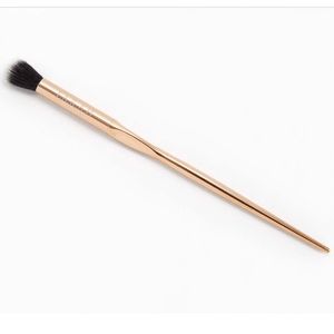 F.A.R.A.H 35E Tapered Blending Brush